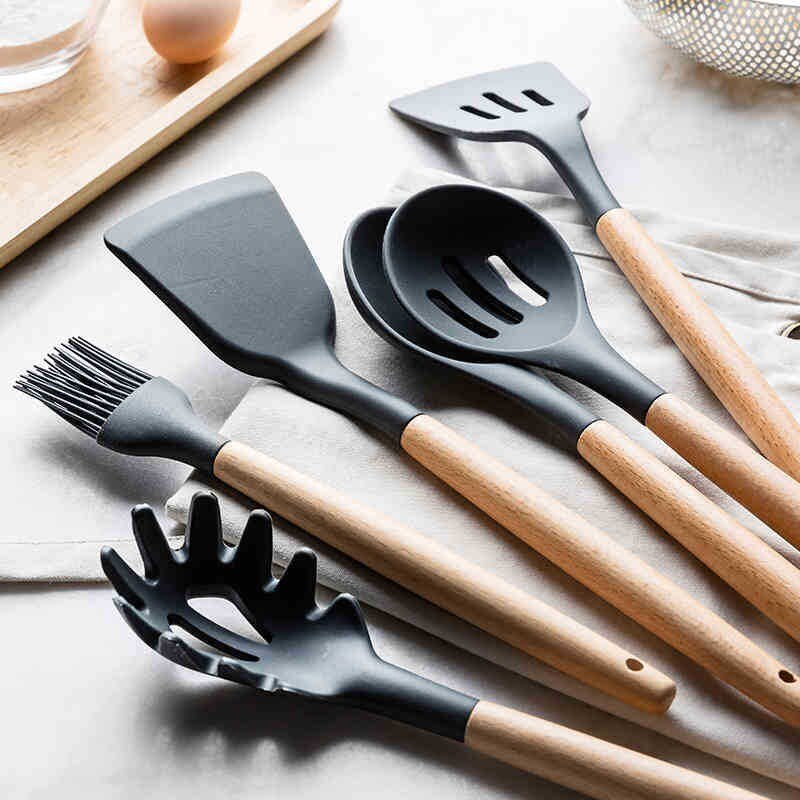 Non Stick Pot Spatula And Spoon Metrolina Premiere Solutions